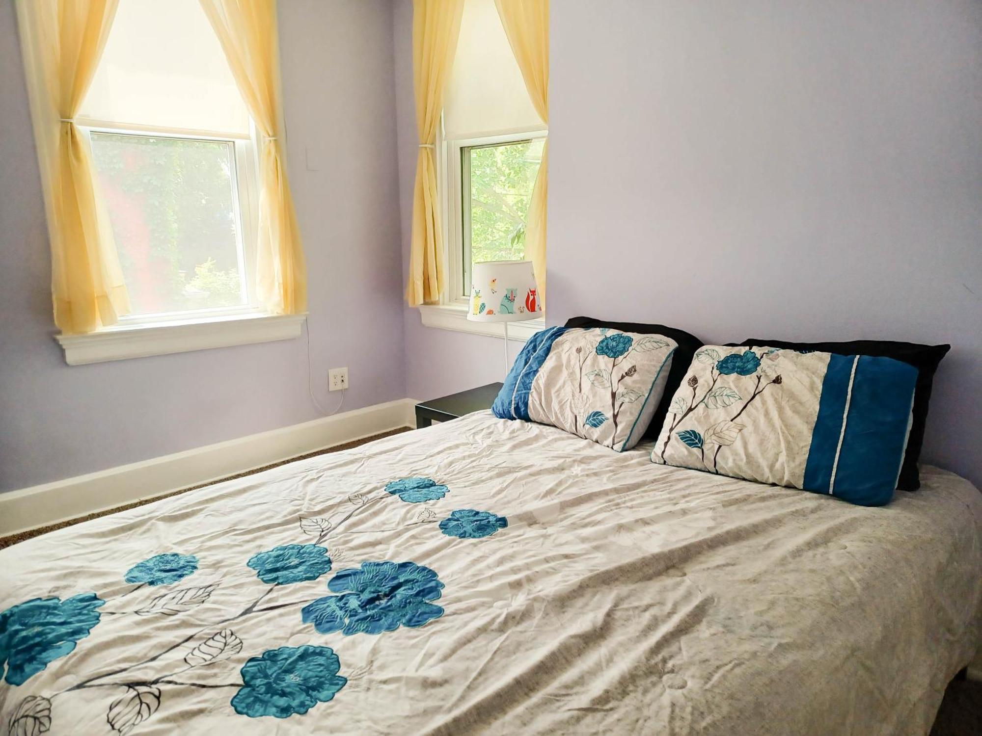 Huge 2 Bedroom House In The Heart Of Northside! Holiday home Cincinnati