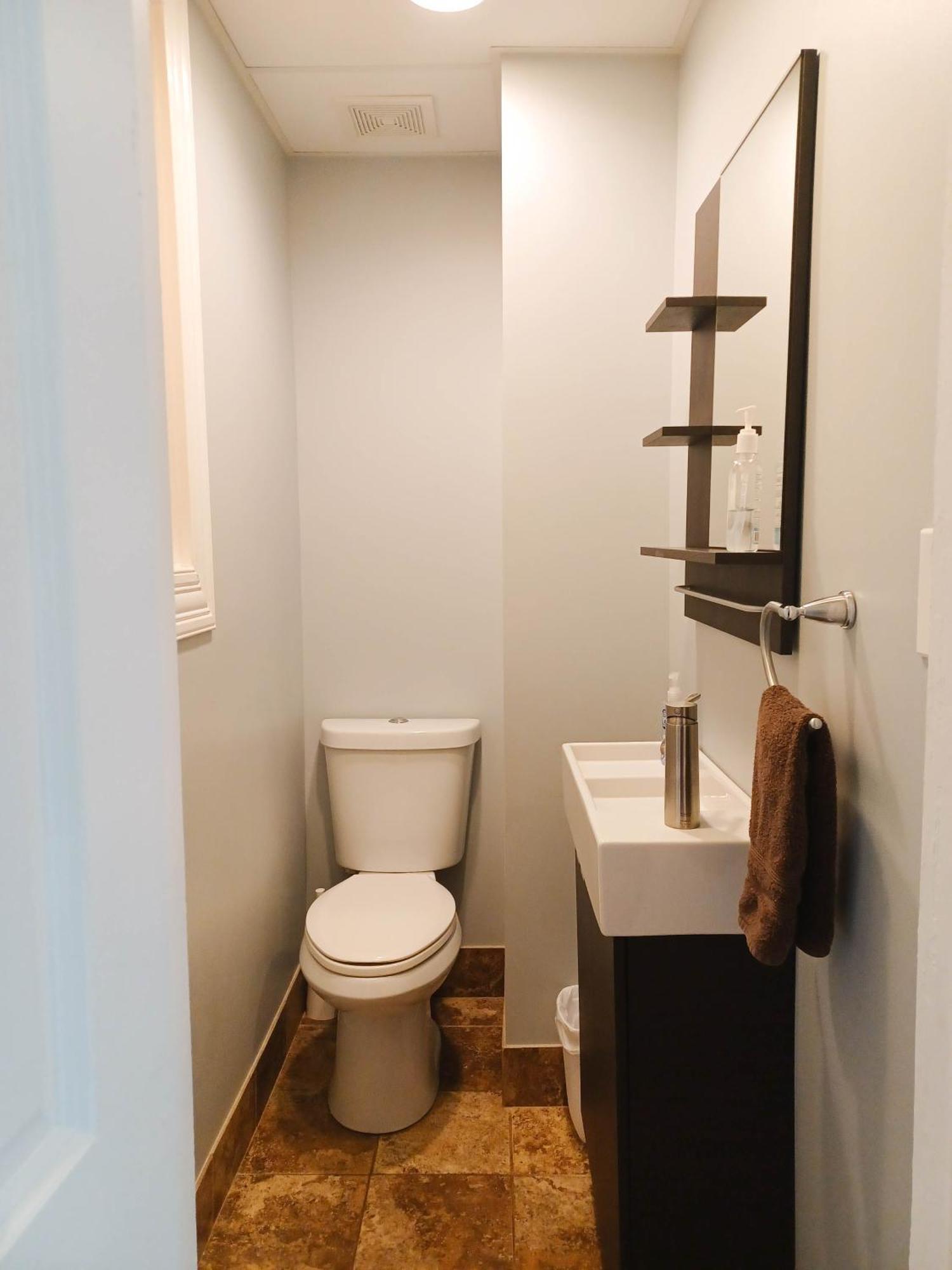 Huge 2 Bedroom House In The Heart Of Northside!